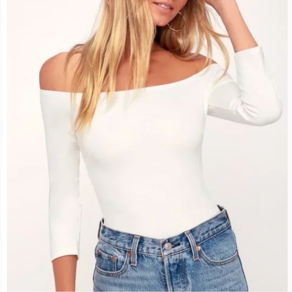 LULU’S White 3/4 Sleeve Off The Shoulder Bodysuit Size XS